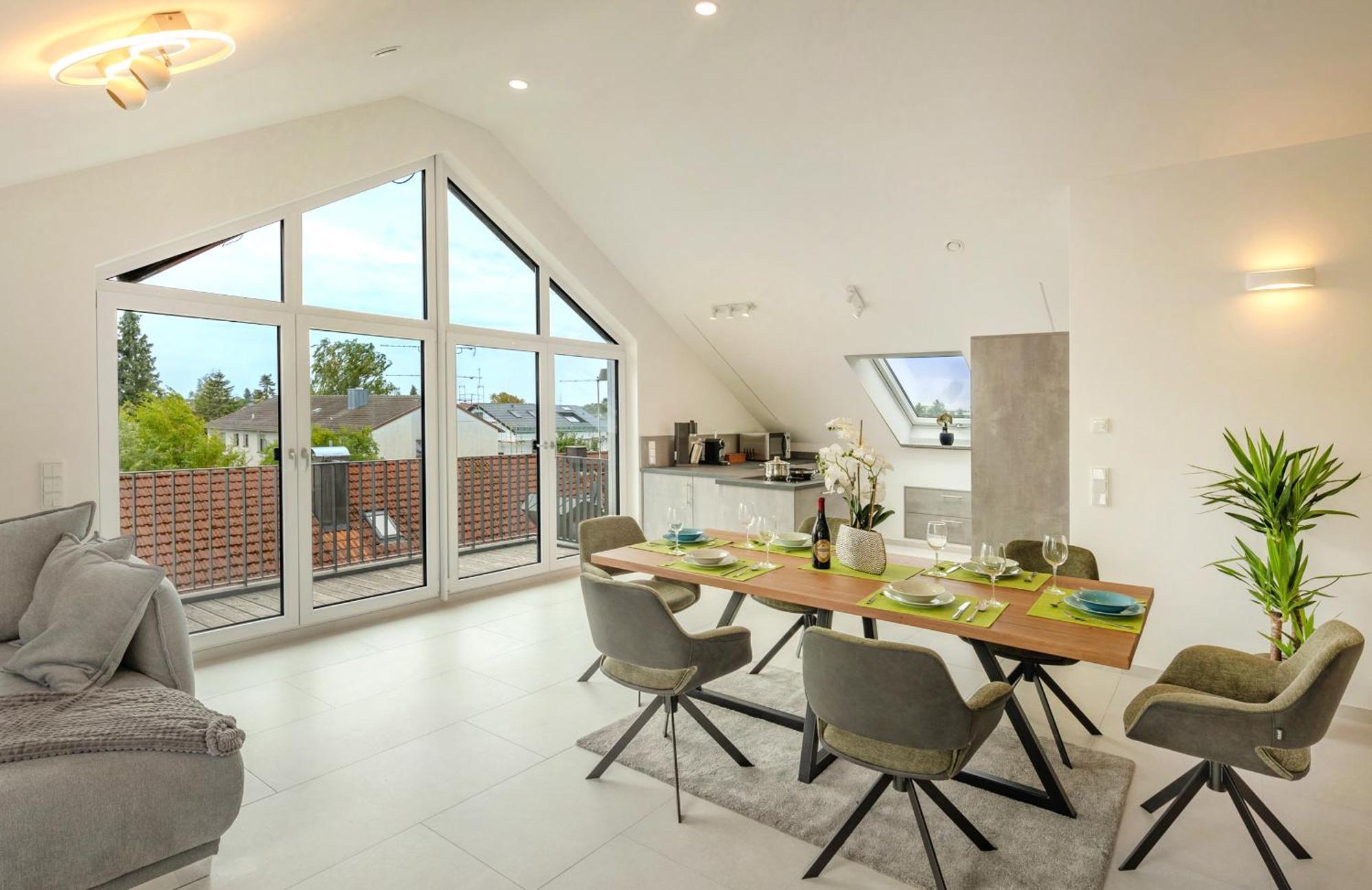 Sweethome - Poing Apartments Bagian luar foto