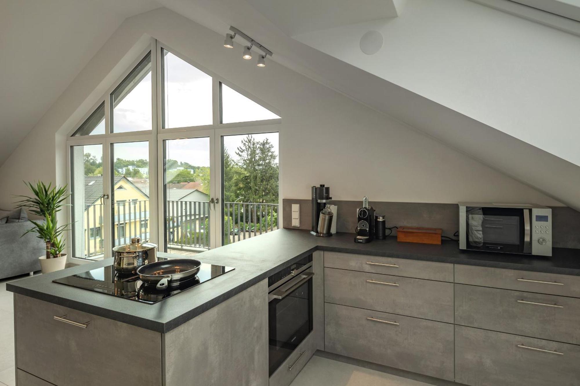 Sweethome - Poing Apartments Bagian luar foto